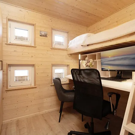 Hausboot Coworkingship * Burgtiefe auf Fehmarn