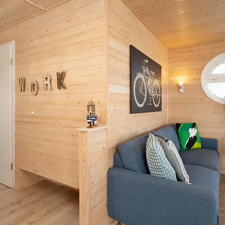 Bateau-hôtel Hausboot Coworkingship Burgtiefe auf Fehmarn