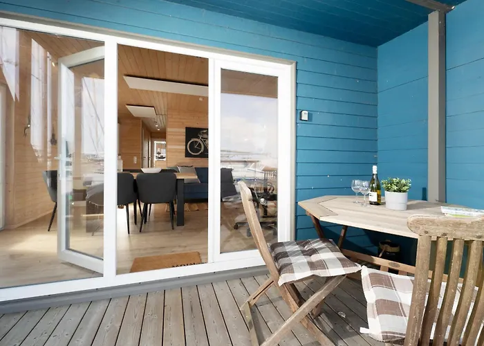 Hausboot Coworkingship Bådhotel *