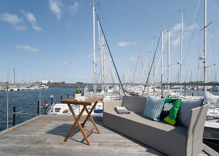 Bådhotel Hausboot Coworkingship *